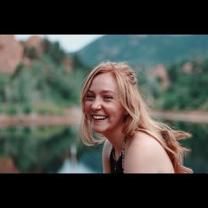 Meet your Posher, Lisa